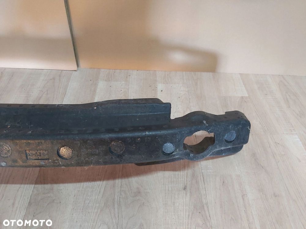 Toyota VERSO S absorber zderzaka przód styropian 52611-52090 - 3