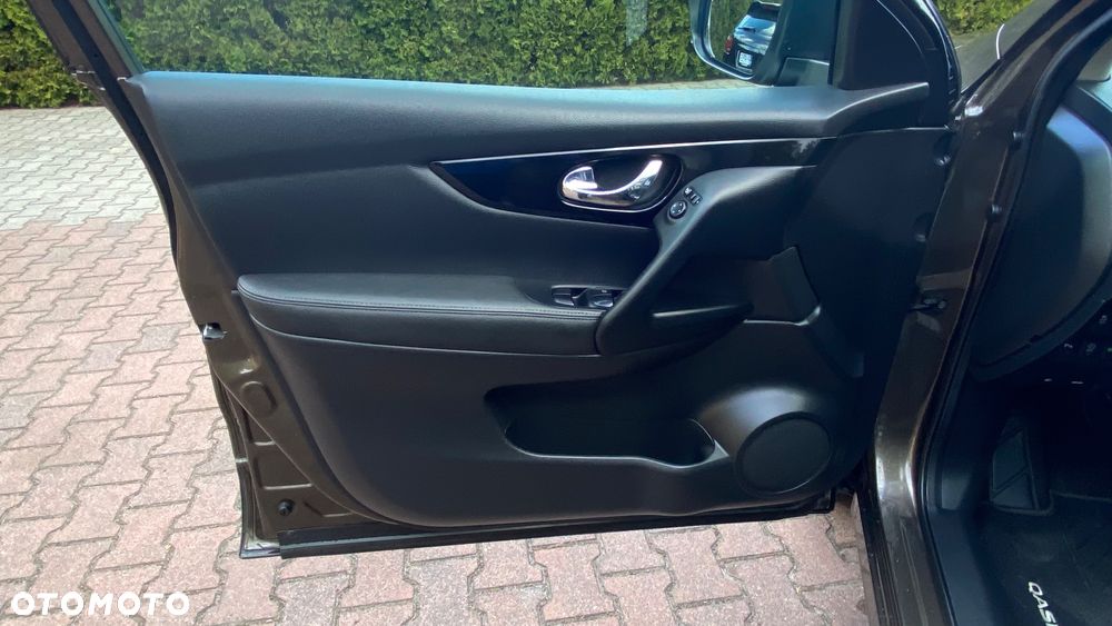 Nissan Qashqai 1.2 DIG-T Xtronic TEKNA+ - 24