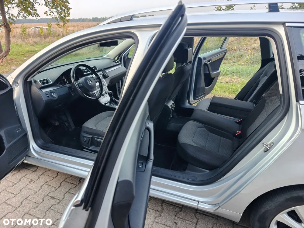 Volkswagen Passat Variant - 7