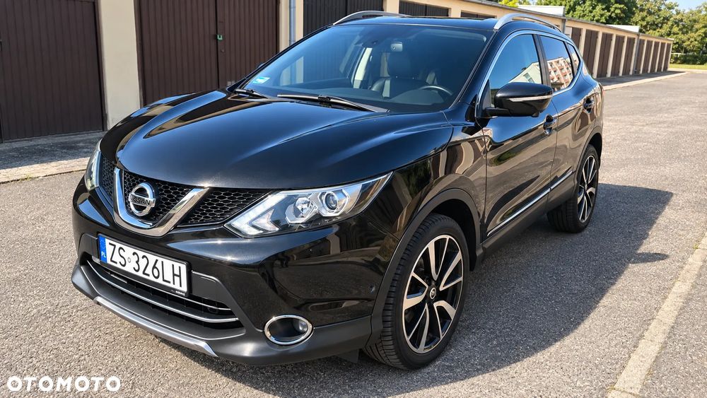 Nissan Qashqai 1.6 DCi 4x4 Tekna - 1