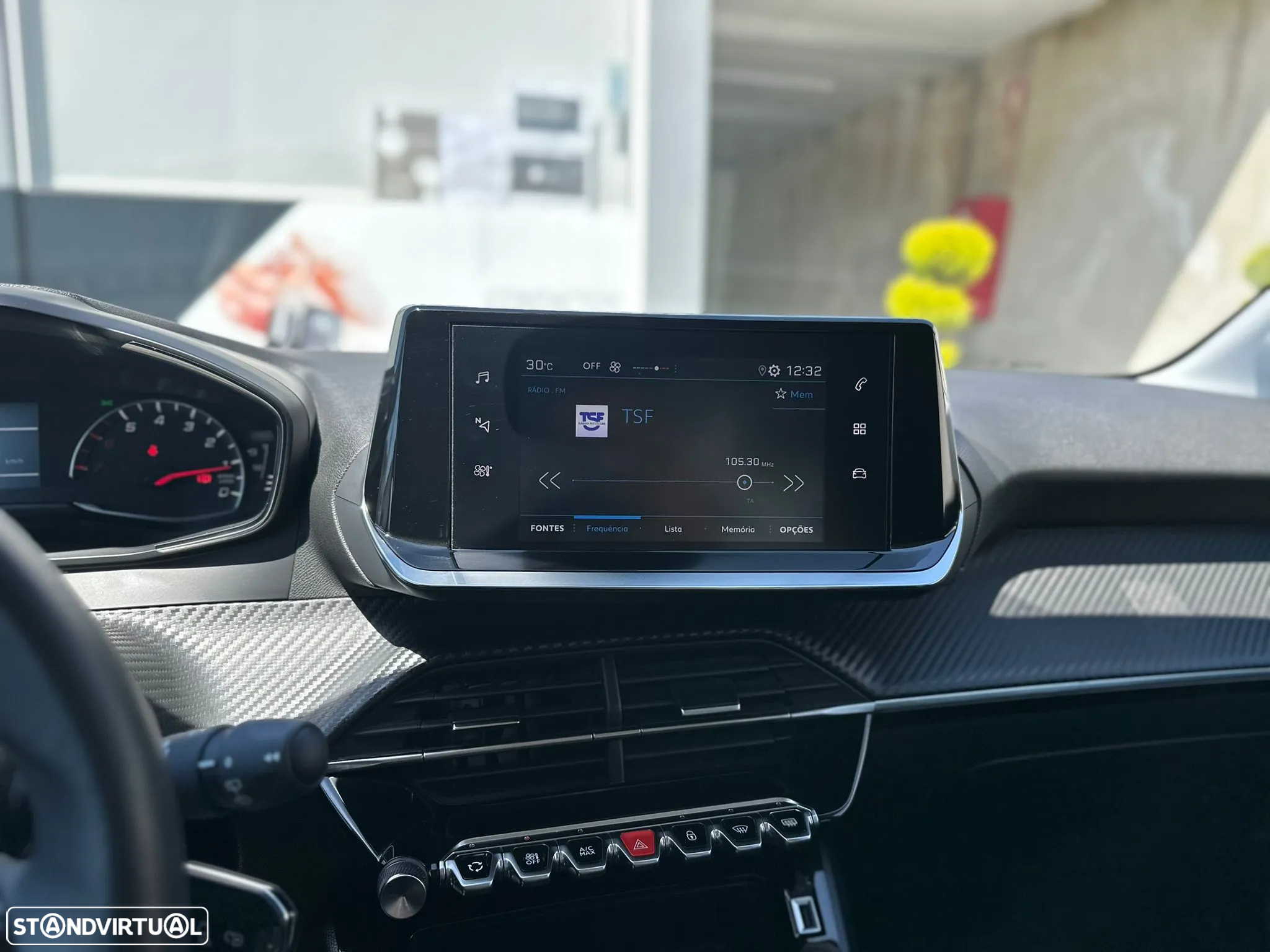 Peugeot 208 1.2 PureTech Active - 20
