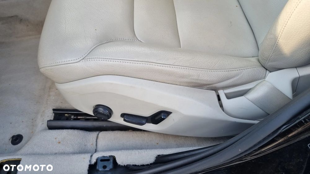 Volvo V90 D4 Geartronic - 26