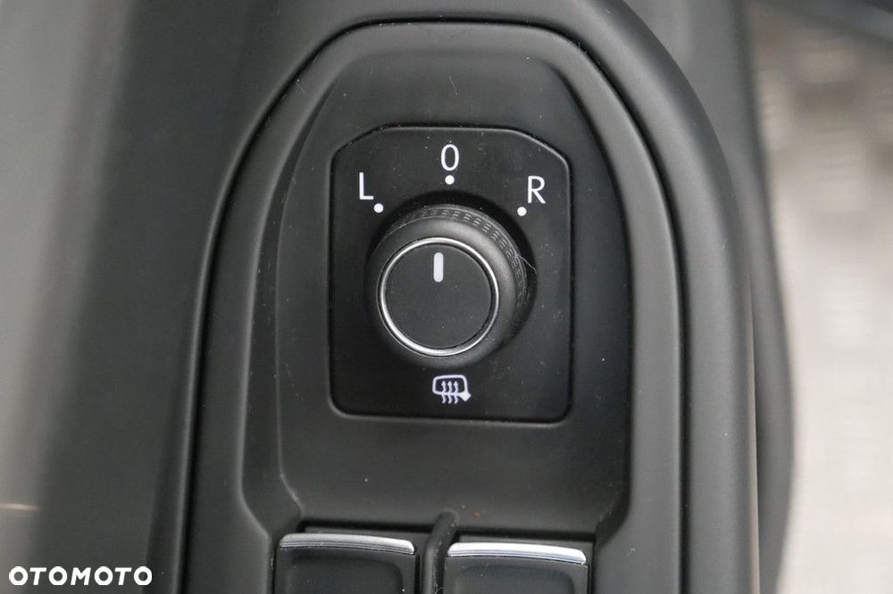 Volkswagen Golf Variant - 22