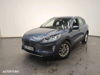Ford Kuga - 1