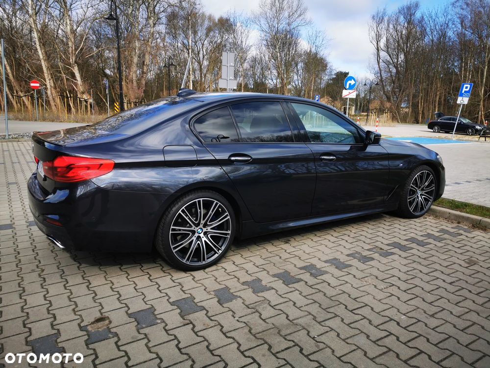 BMW Seria 5 530d xDrive Sport Line sport - 4