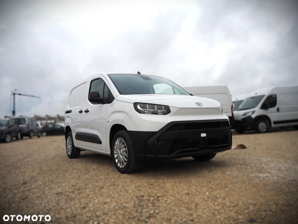 Toyota Proace City - 23