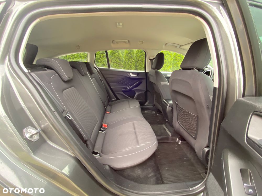 Ford Focus 1.5 EcoBlue Start-Stopp-System COOL&CONNECT - 29