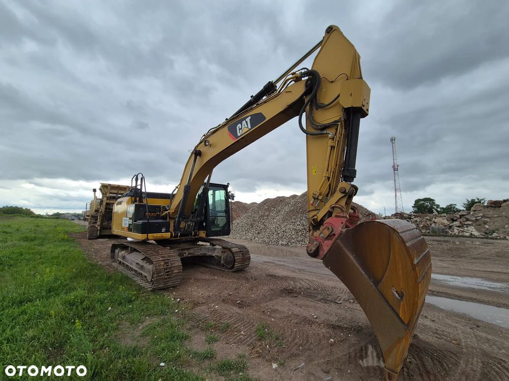 Caterpillar 324 E - 2