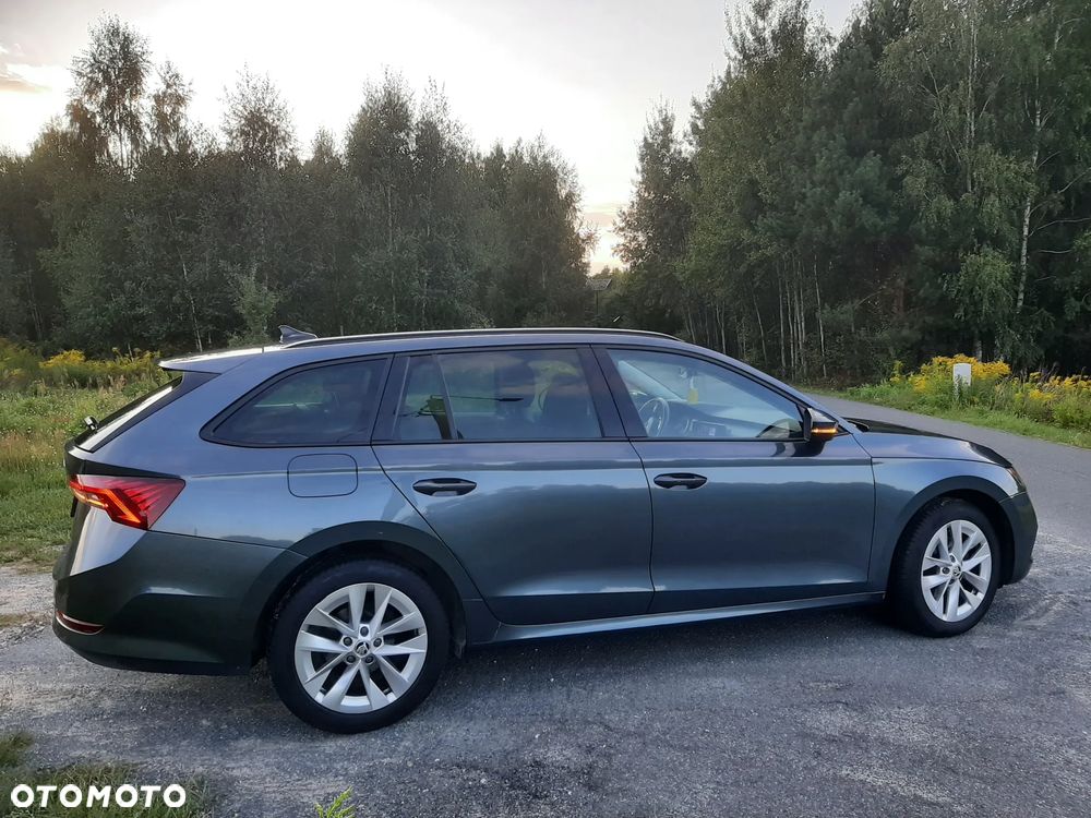 Skoda Octavia 2.0 TDI Ambition DSG - 19