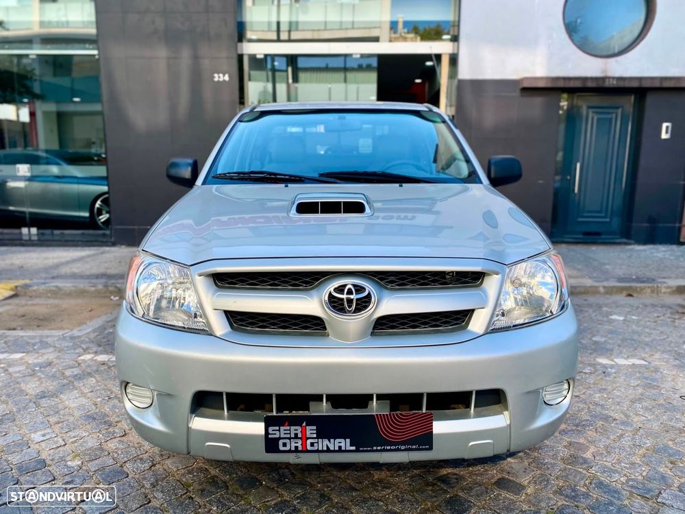 Toyota Hilux 2.5 D-4D 2WD CE - 2