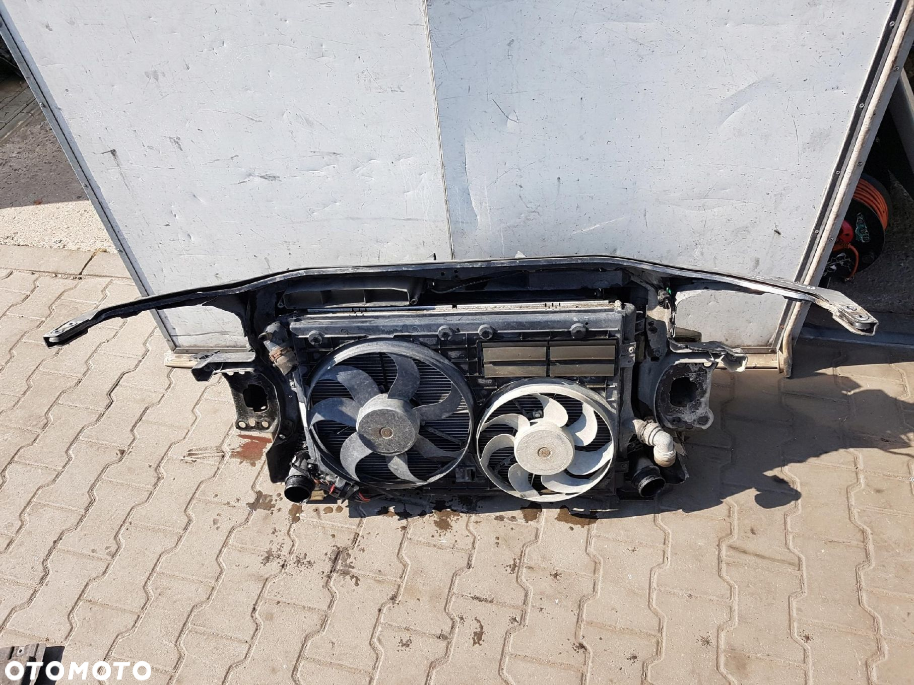 VW PASSAT B7 10-14r 2.0 TDI PAS PRZEDNI CHŁODNICE - 3