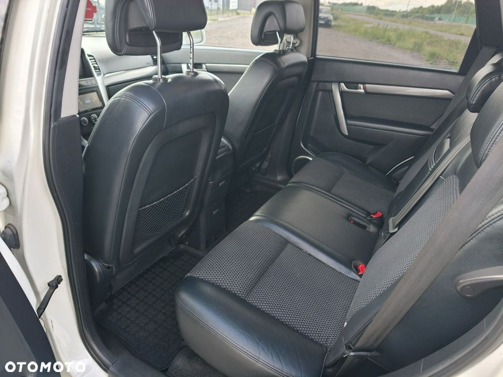 Chevrolet Captiva - 17