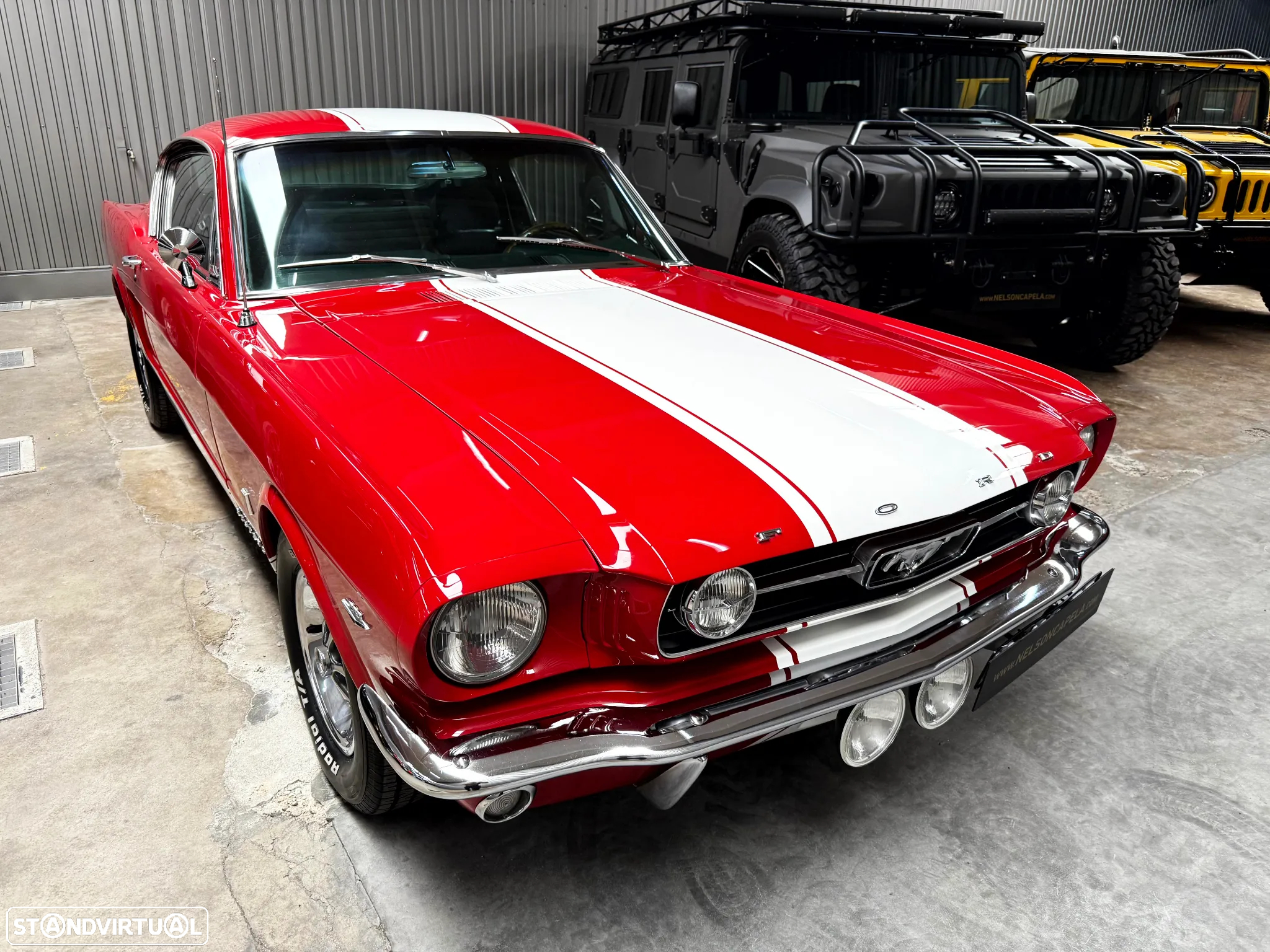 Ford Mustang - 12