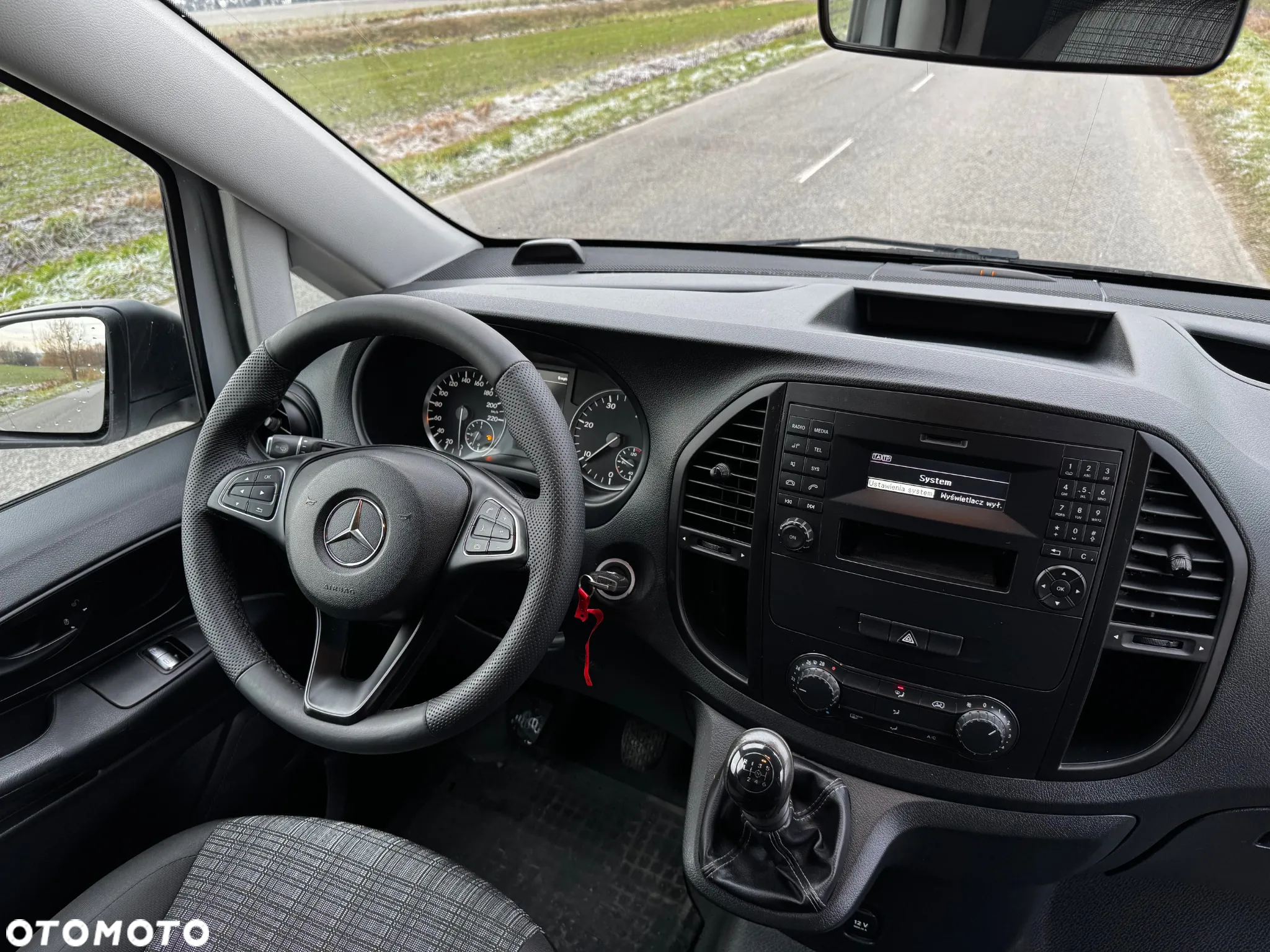 Mercedes-Benz VITO - 18