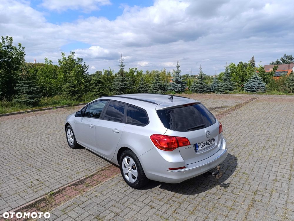 Opel Astra - 4