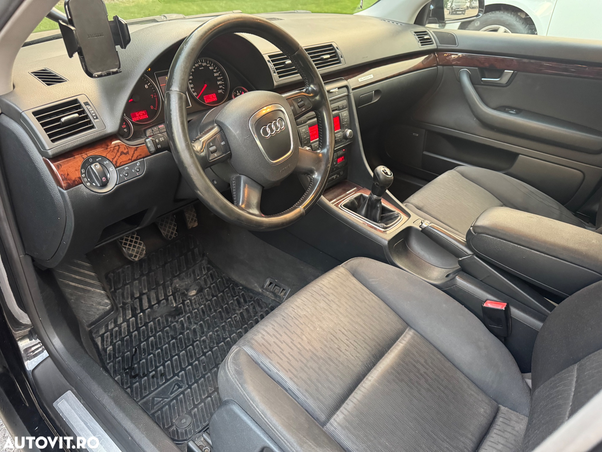 Audi A4 2.0 TFSI Quattro - 5