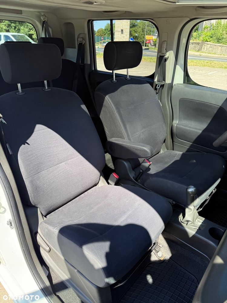 Nissan Cube - 8