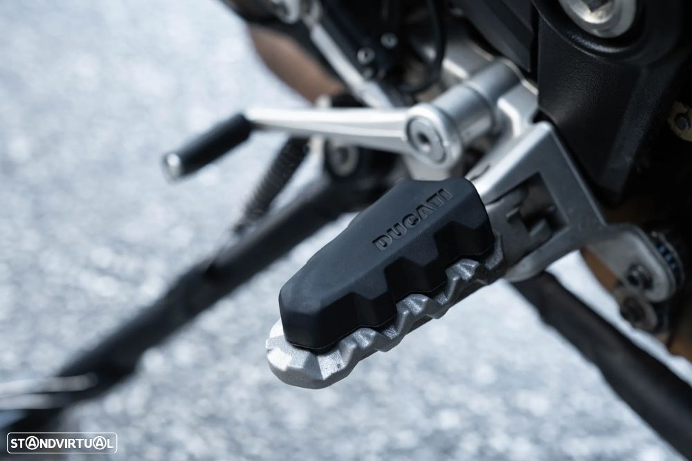 Ducati Multistrada - 11