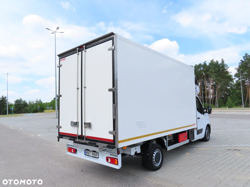 Renault Master 2.3 dCi 163 Km WZMACNIANY Chłodnia -20*C + 30*C Z Izoterma 4.20 Cm 8 Euro Palet Zasilanie V230 Funkcja Grzania Kabina Sypialniana WEBASTO Stan Jak NOWY - 4