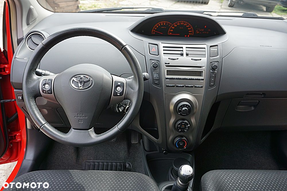 Toyota Yaris - 29