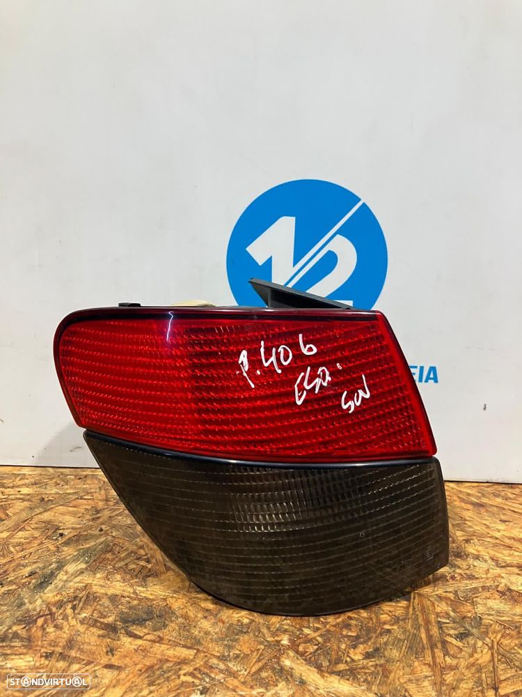 Farolim traseiro esquerdo Peugeot 406 carrinha - 1