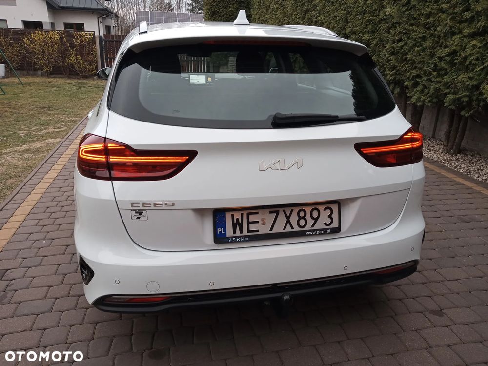 Kia Ceed 1.5 T-GDI M - 6
