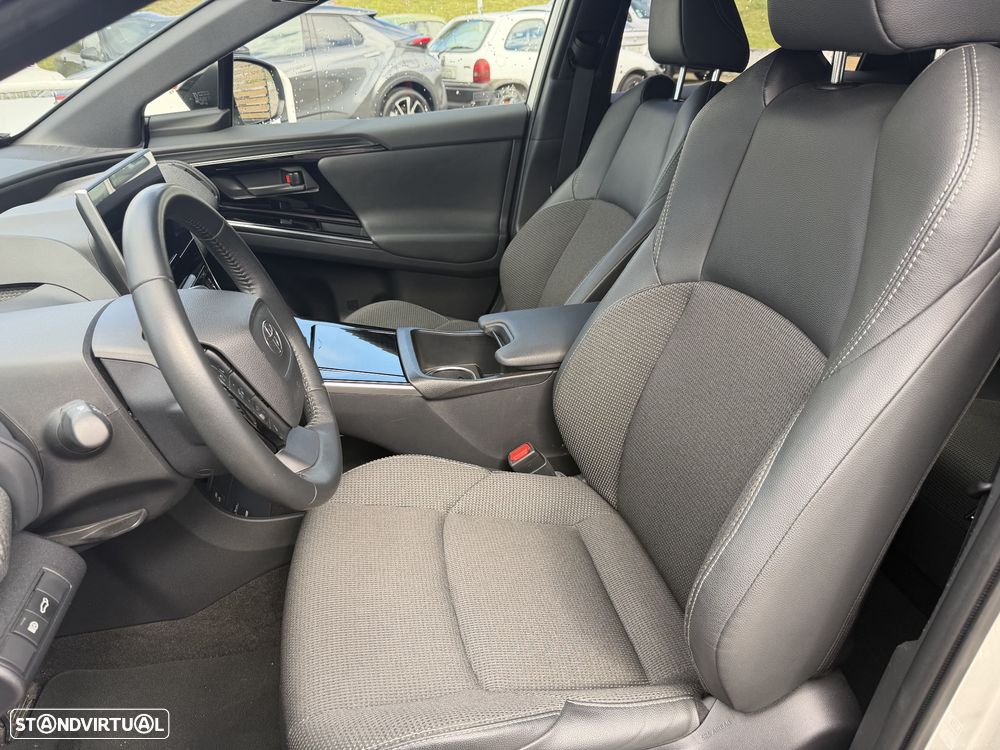 Toyota bZ4X 71,4 kWh Premium - 3
