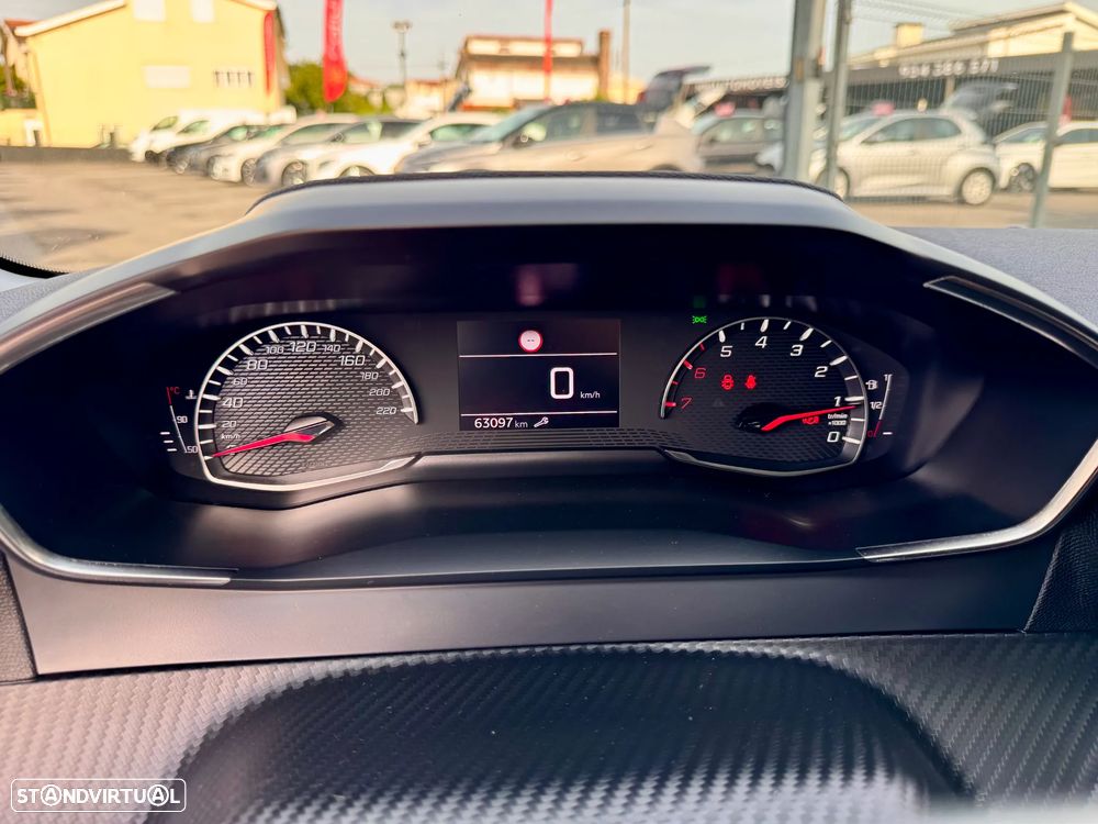 Peugeot 208 1.2 PureTech Active Pack - 13