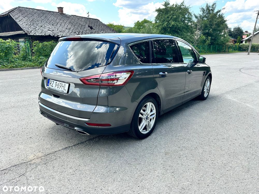 Ford S-Max 2.0 TDCi Titanium PowerShift - 6