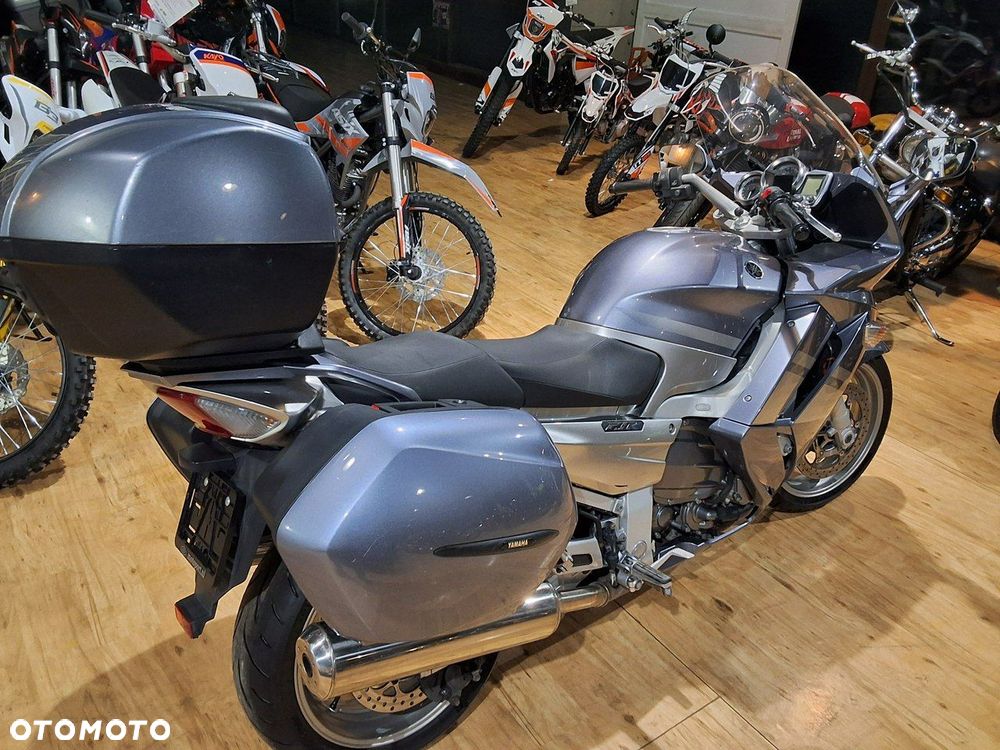 Yamaha FJR - 12
