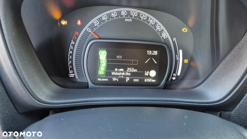 Toyota Aygo X S-CVT Air Prestige - 23
