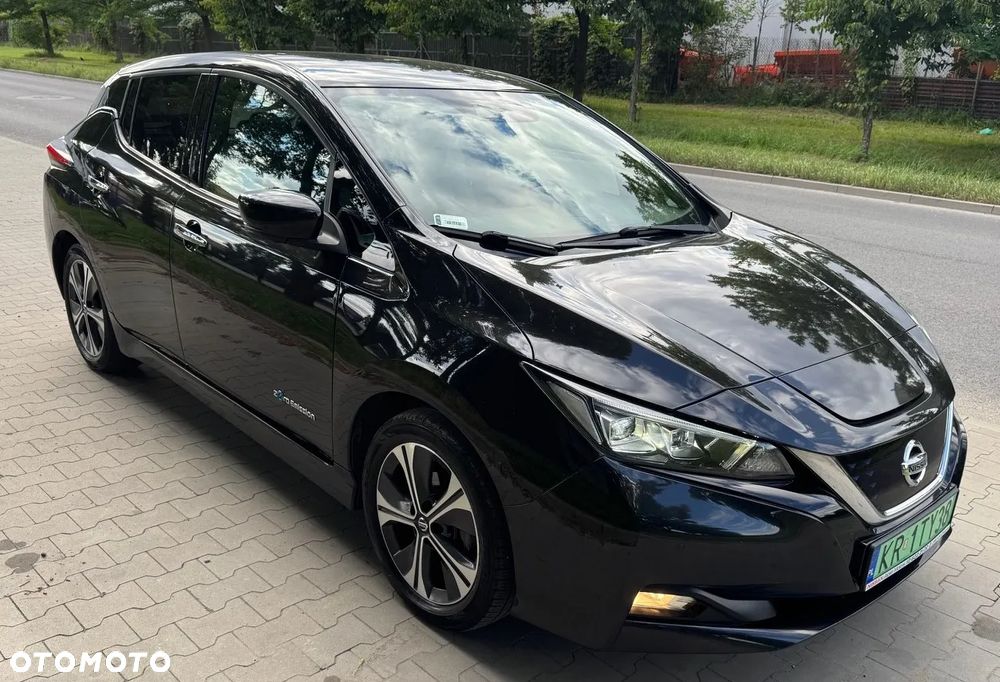 Nissan Leaf 40kWh N-Connecta - 1