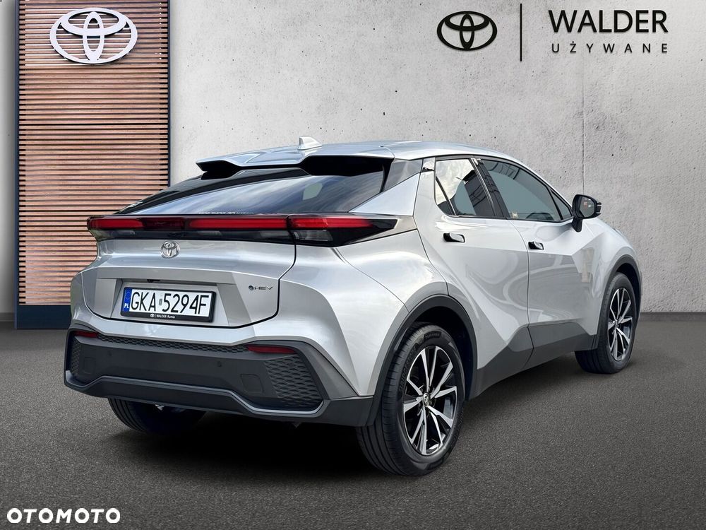 Toyota C-Hr 2025 photo 4