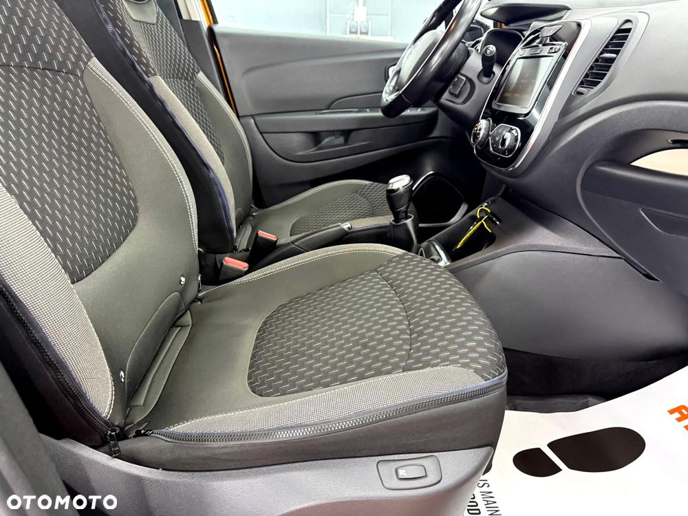 Renault Captur - 28