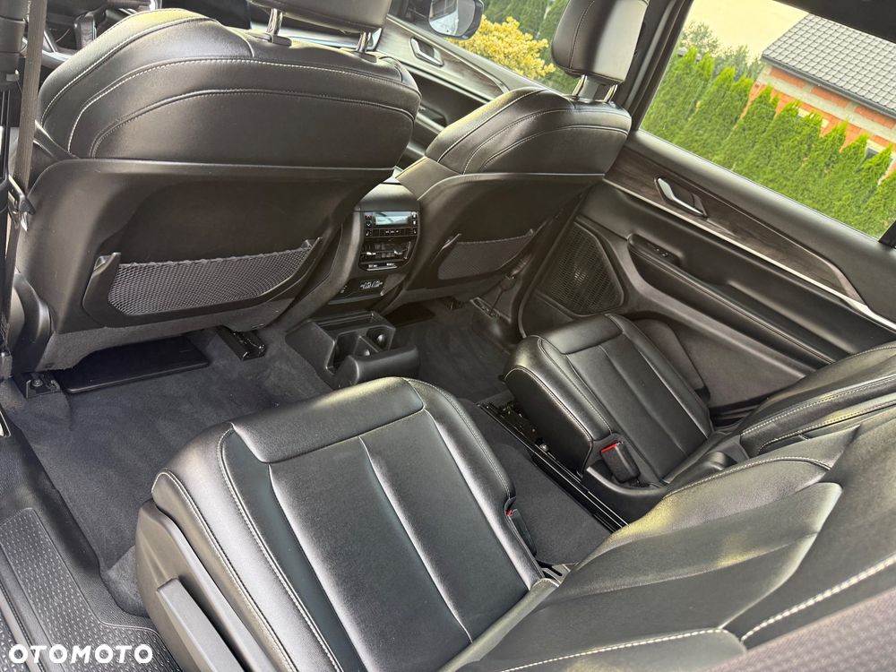 Jeep Grand Cherokee - 12