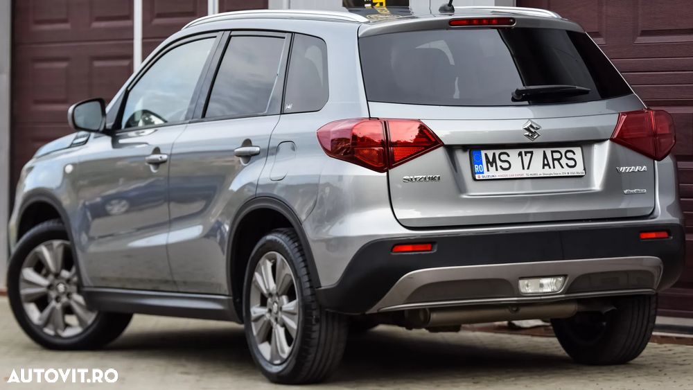 Suzuki Vitara 1.0 Boosterjet Allgrip Comfort - 4