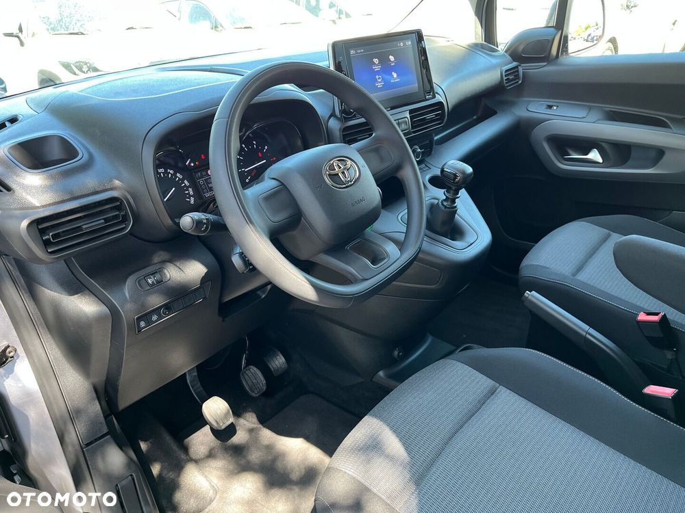 Toyota Proace City Verso 1.5 D-4D Business - 4