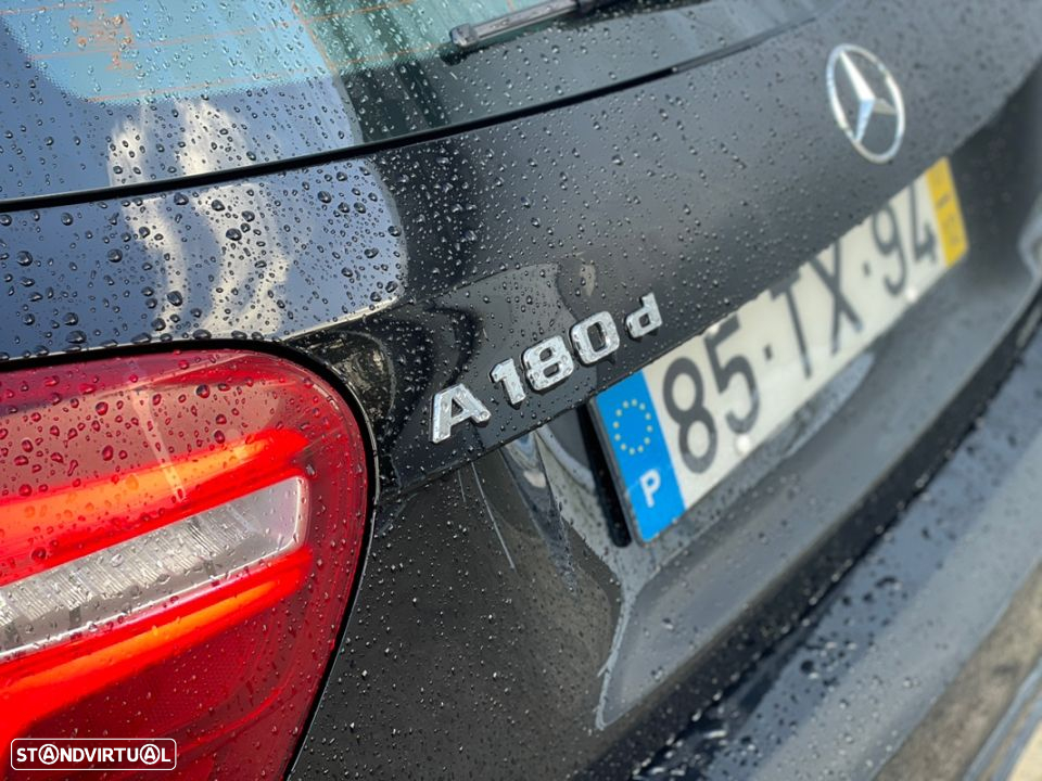 Mercedes-Benz A 180 d AMG Line Aut. - 24