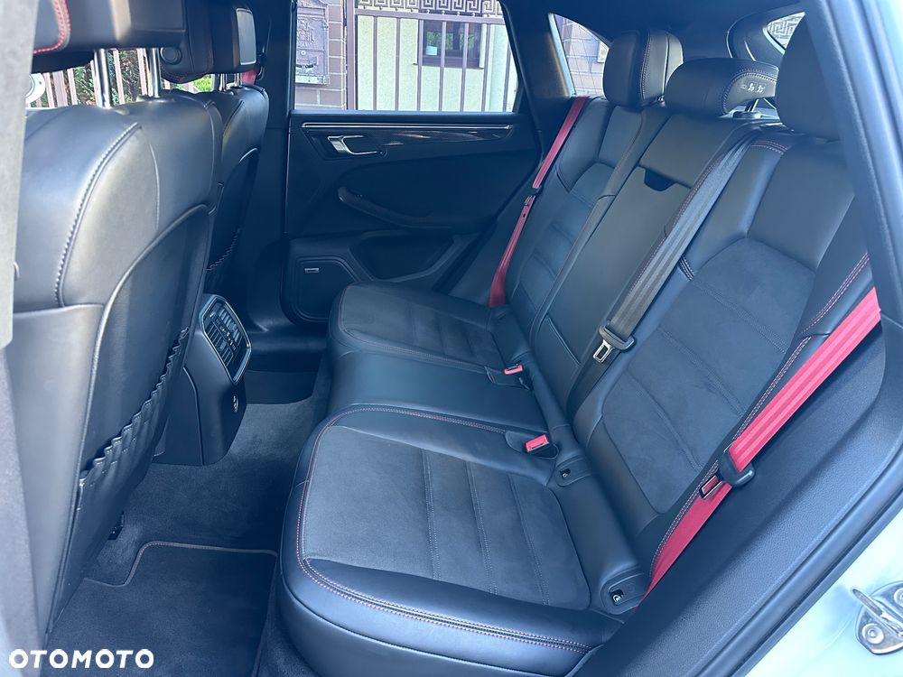 Porsche Macan GTS - 14