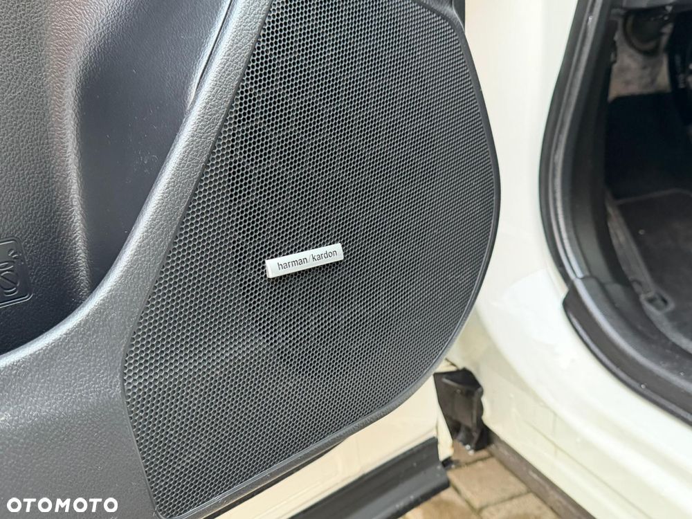 Subaru Forester 2.0 XT Platinum Lineartronic - 9