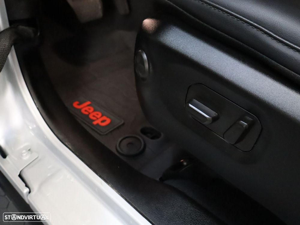 Jeep Wrangler Unlimited 2.0 TG 4xe Rubicon - 13