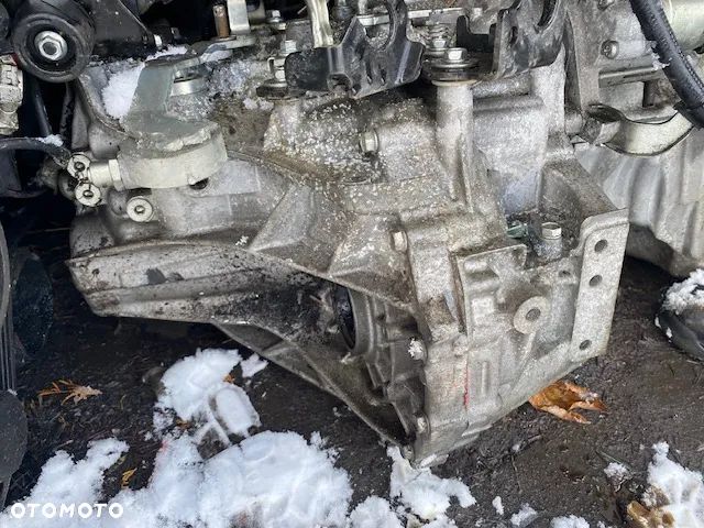 SKRZYNIA BIEGÓW TOYOTA YARIS 1.3 BENZYNA 6 BIEGÓW 2014 - 3