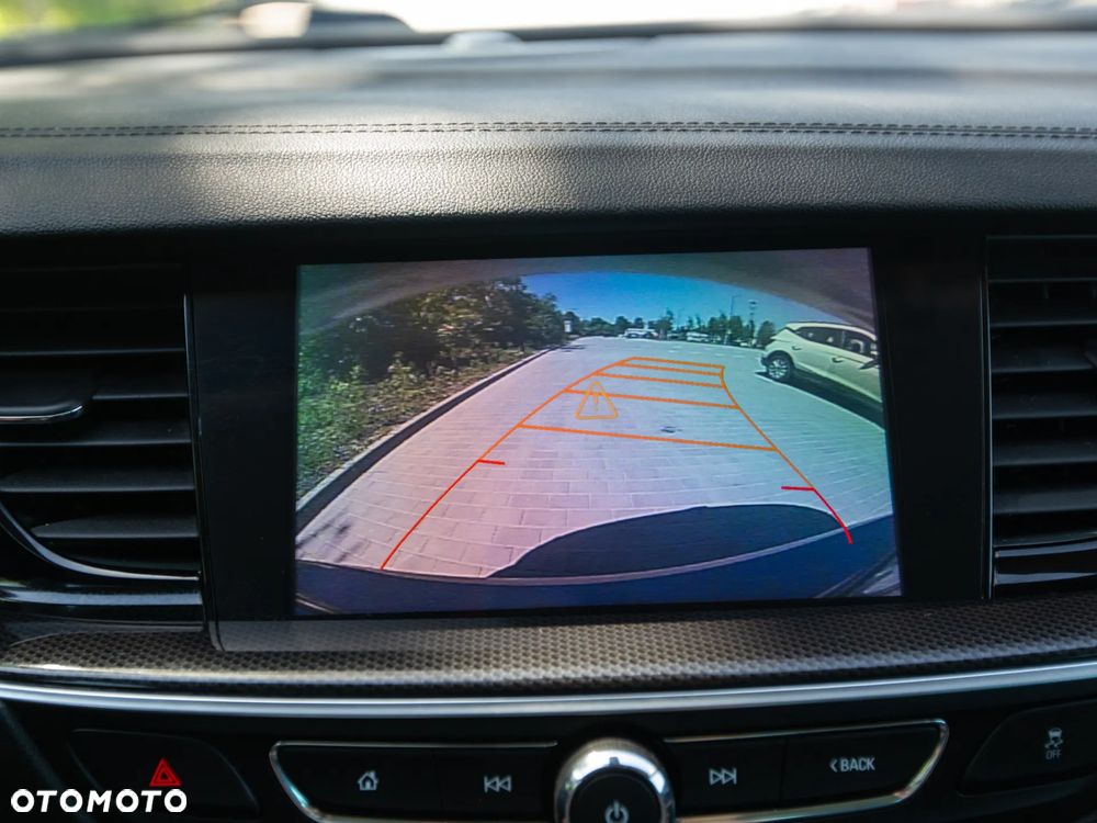 Opel Insignia 2.0 CDTI automatik Business Innovation - 32