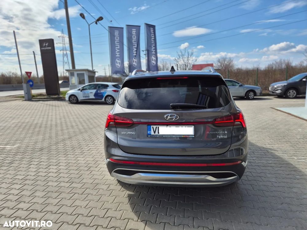 Hyundai Santa Fe - 10