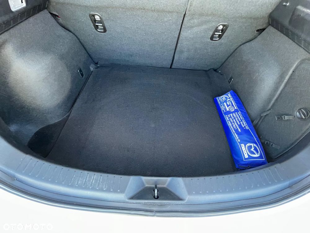 Mazda 3 SKYACTIV-G 120 Sports-Line - 24