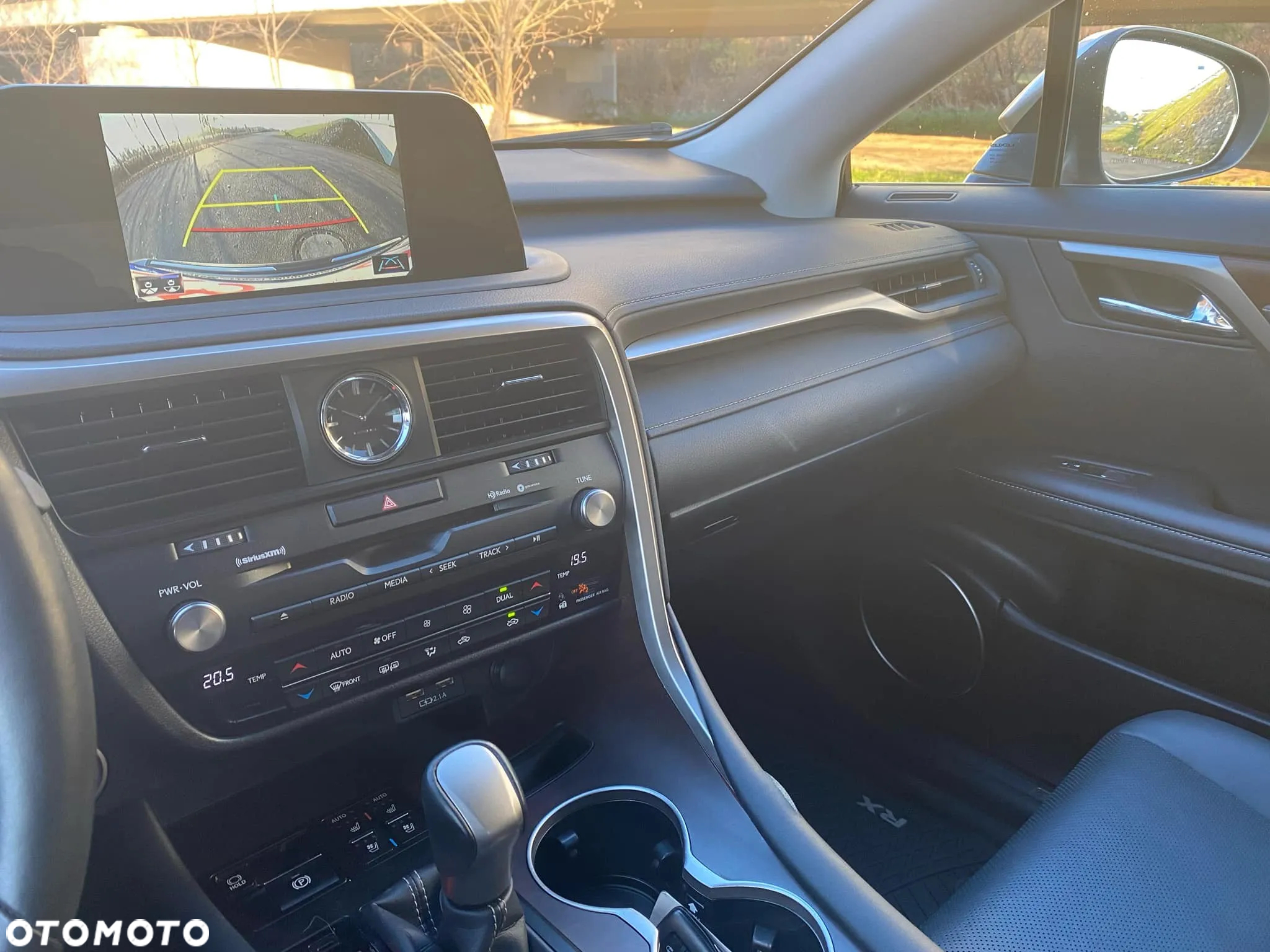 Lexus RX - 20