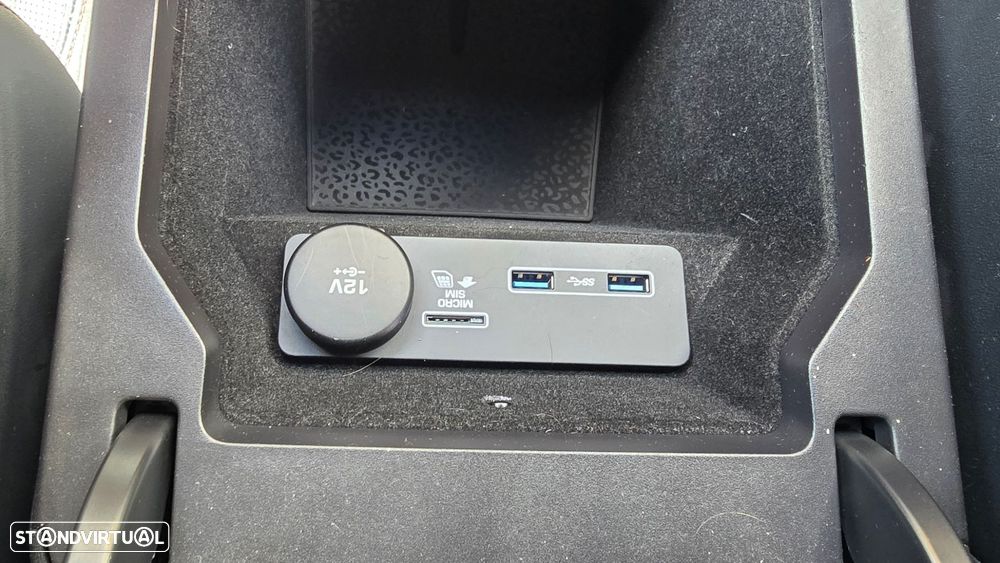Jaguar E-Pace 2.0 i4D R-Dynamic AWD Aut. - 51