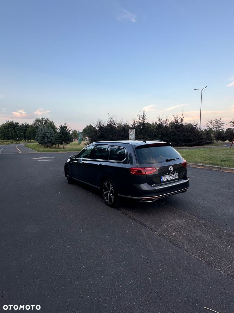 Volkswagen Passat 1.4 TSI DSG BlueMotion Technology Exclusive - 32