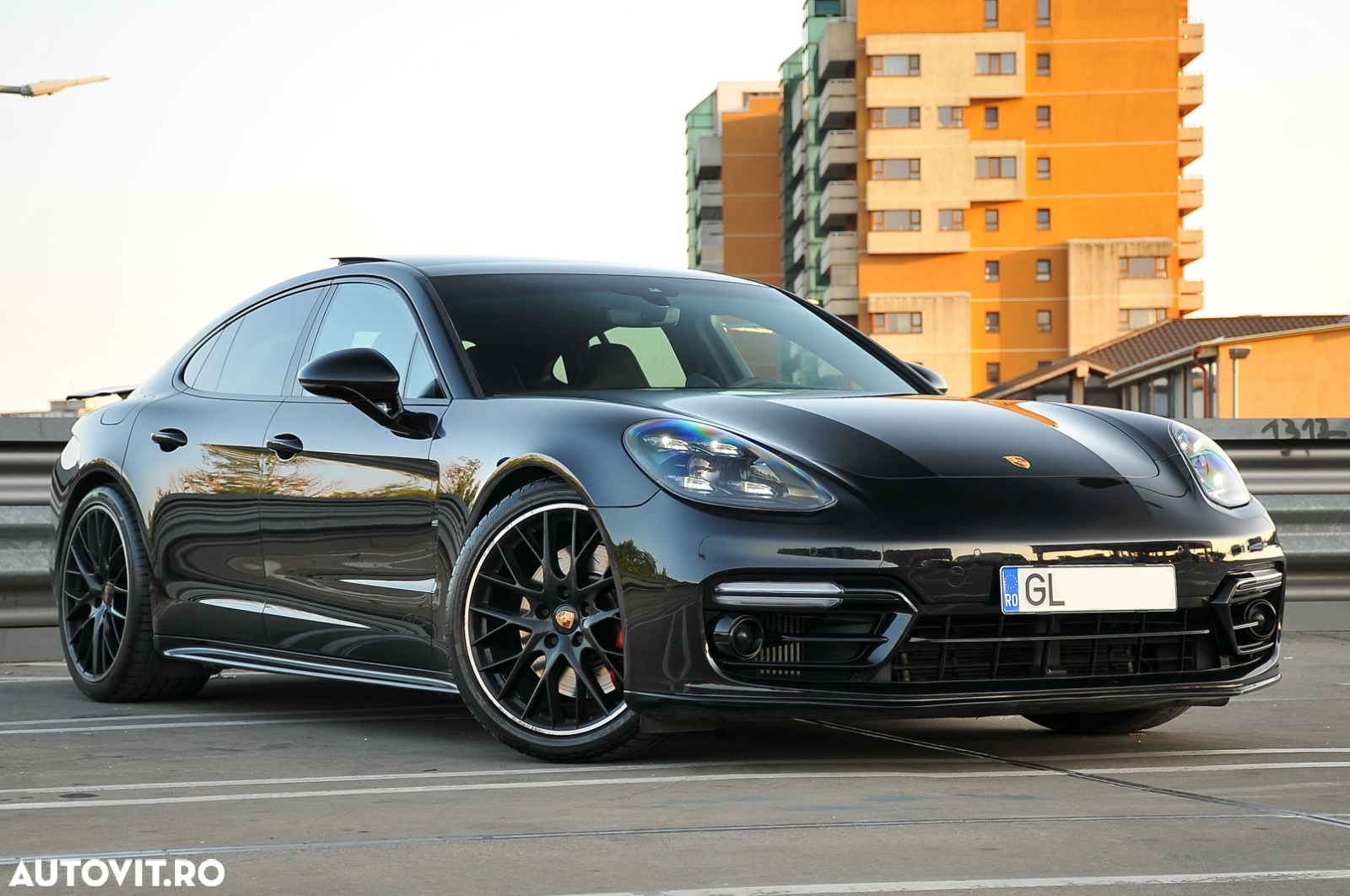 Porsche Panamera - 27