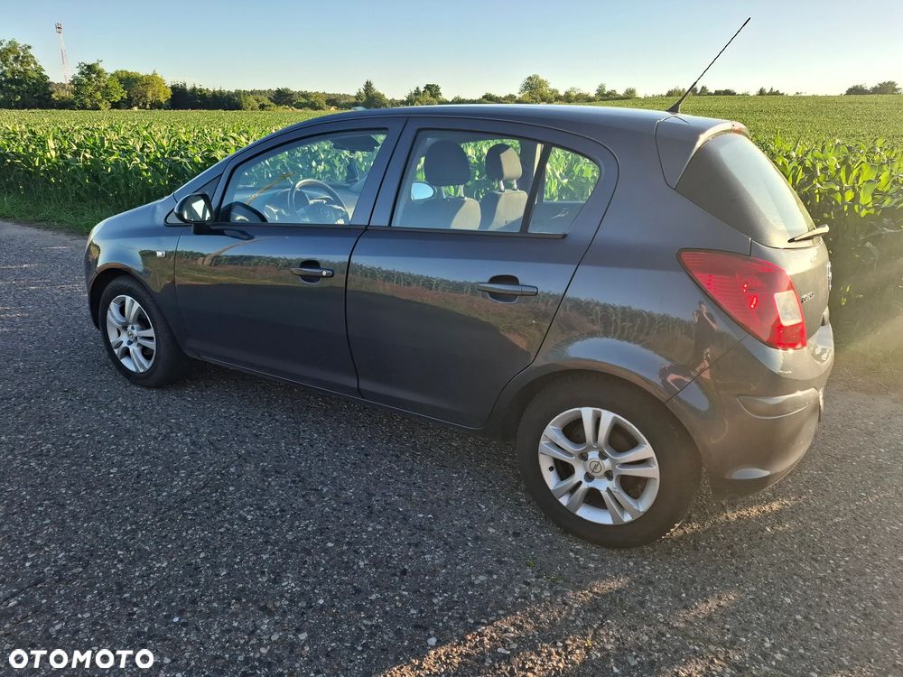 Opel Corsa 1.2 16V Enjoy - 2